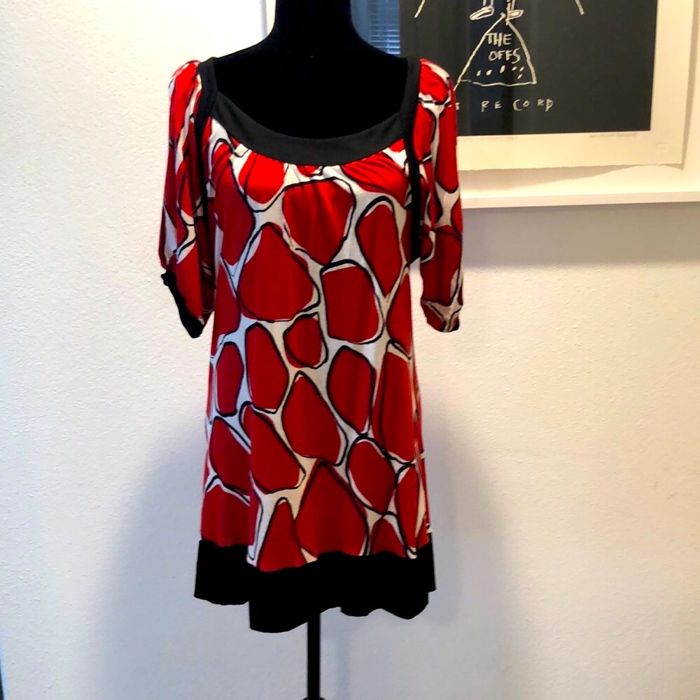 Comfortable abstract top/dress